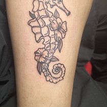 Caballito de mar . Un progetto di Design di tatuaggi di Aurora Campos - 17.02.2025