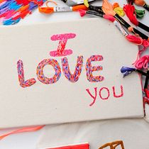 Letras Bordadas. Un projet de Broderie , et Design textile de Fabilene Freitas - 11.03.2025