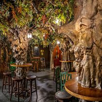 Caffe Vintage. Content Marketing, Digital Marketing, Facebook Marketing, Growth Marketing, Instagram Marketing, Marketing, Mobile Marketing, and Social Media project by Rafael Sanfilippo - 03.14.2025