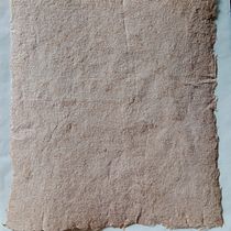 Hoja artesanal de fibra. Arts, Crafts, Bookbinding, DIY, and Fine Arts project by ORFA FERRADA ABE - 03.16.2025