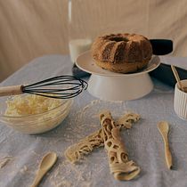 Merienda familiar. Food Photograph, Food St, ling, and Photograph project by ignacio_alted - 03.31.2025