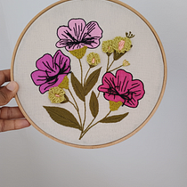 Pink flowers. Projekt z dziedziny  Haft,  Malarstwo, Malowanie akwarelą, Wzornictwo tekst i liów użytkownika giselle nascimento - 02.04.2025