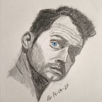 Portrait of Henry Cavill in graphite pencil. Un projet de Dessin artistique, Dessin, Dessin anatomique, Beaux Arts, Illustration traditionnelle, Dessin au cra, on, Dessin de portrait, Dessin réaliste , et Esquisse  de mortuum - 15.04.2025
