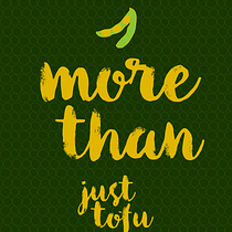 more than tofu - informative ad. Un proyecto de Br, ing e Identidad, Teoría del color, Diseño, Diseño digital, Diseño gráfico, Diseño de logotipos, Tipografía y Diseño tipográfico de Theresa Annabring - 02.05.2025