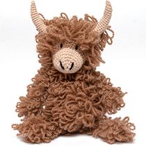 Hochlandrind. Amigurumi, Arts, Crafts, Crochet, Textile Design, To, and Design project by Jana - 05.02.2025