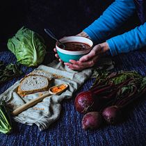 Sopa de beterraba e lentilhas. Food Photograph, Instagram Photograph, Food St, and ling project by fachica - 05.02.2025