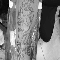 Proyecto tatuaje botánico, técnica puntillismo . Tattoo Design, Traditional illustration, and Botanical Illustration project by salomeveloso - 05.03.2025