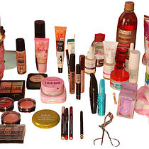 Maquillaje . Creativit project by salamancavalentina27 - 05.05.2025