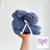 Pequeños pasos. Accessor, Design, Fiber Arts, Crochet, Knitting, and Textile Design project by María Figueroa - 05.17.2025