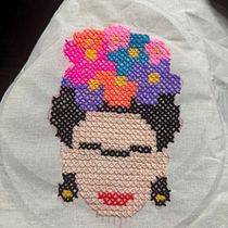 Introducción al punto de cruz contemporáneo . Embroider, DIY, Upc, cling, and Textile Design project by emdannorma - 05.22.2025