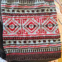 Navajo Cowl by Jenniger Berg, knitted by me. Un proyecto de Diseño de complementos, DIY, Diseño de moda, Tejido, Tejido de punto y Diseño textil de sheilaevers - 25.05.2025
