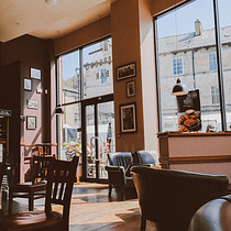 Ux design Cafe . Un projet de Conception numérique, Conception mobile, Webdesign , et UX / UI de zayno lane - 31.05.2025