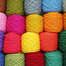 Top-down Chaleco. Crochet, Fashion Design, DIY, Fiber Arts, and Textile Design project by Fiorella Valentina Borba Furtado - 06.11.2025