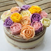 Flores decorativas de buttercream - Brisa de Verão. Projekt z dziedziny Dekoracja ciast i Projektowanie ciast użytkownika marisbernardini - 17.06.2025