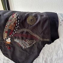 Remendando un mueble roto. Sewing, DIY, Upc, cling, and Textile Design project by Adriana Gonzalez - 06.27.2025