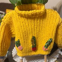 Tejido con un Gancho . Un proyecto de Crochet y Diseño textil de Claudia De La Pena - 03.07.2025