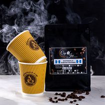 Product Photography . Art Direction, Commercial Photograph, Digital Photograph, E-commerce, Photographic Composition, Photographic Lighting, Photograph, Photograph, Post-production, Product Photograph, Set Design, and Studio Photograph project by Kamran Sajid - 07.03.2025