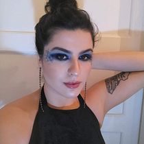 Make @gabimanoart. Un proyecto de Dirección de arte, Diseño de moda, Fotografía de moda, Cine, vídeo y televisión de Gabriela Mano de Andrade - 03.07.2025