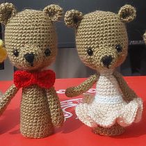 Ricitos de oro y los tres ositos. Amigurumi, Crochê, e Design têxtil projeto de stephaniedelacerda - 18.07.2025