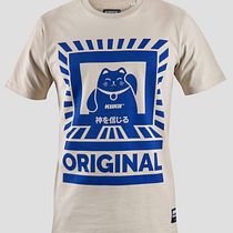 Plan de marketing digital para camisetas estampadas personalizadas. Content Marketing, Digital Marketing, Facebook Marketing, Growth Marketing, Instagram Marketing, Marketing, Mobile Marketing, and Social Media project by VANESSA ALEXANDRA GOMEZ GOMEZ - 07.23.2025