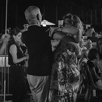L'amore è... Color Theor, Digital Photograph, Lifest, le Photograph, Outdoor Photograph, Photographic Composition, Photographic Lighting, Photograph, Self-Portrait Photograph, and Studio Photograph project by Alessia Dispenza - 07.23.2025