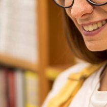 Postal Bibliotecaria Ein Projekt aus dem Bereich Kreative Beratung, Designverwaltung, Management, Produktivität, Künstliche Intelligenz und ChatGPT von Berenice Vera - 31.07.2025
