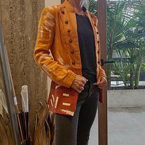 Saco de Lino naranja. Printing, Textile Design, and Textile Printing project by Sol Dianda - 08.01.2025