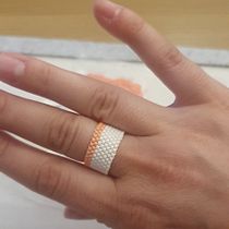 Ring creation and bracelet pattern. Un progetto di Design di accessori, Artigianato, Fiber Art e Design di gioielli di elavirban - 04.08.2025