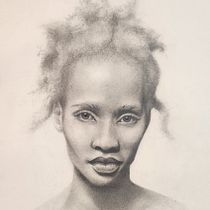 Pencil Portrait per Juan Perednik course. Architectural Illustration, Artistic Drawing, Drawing, Figure Drawing, Fine Arts, Pencil Drawing, Portrait Drawing, Realistic Drawing, Sketchbook, Sketching, and Traditional illustration project by Helma L - 08.05.2025