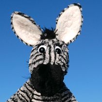 Pablo the Zebra - the making of . Arts, Crafts, Character Design, Patternmaking, Dressmaking, Sewing, To, and Design project by Mar M - 08.09.2025