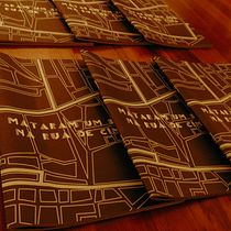 Fotolivro Mataram um boe na rua de cima. Editorial Design, Photograph, and Narrative project by eversonandrad - 08.13.2025