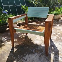 The Enjoyment Chair - a project from the course by Patricio Ortega. Een project van Craft, DIY, Meubelontwerp en -bouw, Interieurontwerp y Houtbewerking van Công Minh Đinh - 13.08.2025