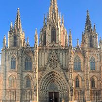 Arco Barcelona. Photographic Composition, Photograph, and Digital Photograph project by Luis Ortiz - 08.13.2025