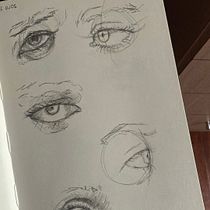 Contra el perfeccionismo. Desenho, Desenho de retrato, Sketchbook, Esboçado, e Artes plásticas projeto de Luisa Canzoneri - 15.08.2025