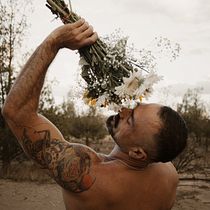 Dualidad. Photograph, Fine-Art Photograph, Portrait Photograph, Fashion Photograph, Instagram Photograph, and Photographic Composition project by César Nuñez - 08.16.2025