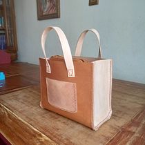 Bolso piel señora. Un progetto di Design di accessori, Artigianato, Fashion design e Cucito di loloquijano - 24.08.2025