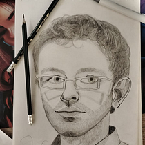 RETRATO DE HOMBRE. Fine Arts, Drawing, Pencil Drawing, Figure Drawing, Artistic Drawing, Portrait Drawing, and Traditional illustration project by kimberly_soler - 09.27.2025
