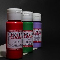 Pinturas Oro Color. Projekt z dziedziny Fotografia, Fotografia produktowa, Fotografia c, frowa, Światło w fotografii i Fotografia kulinarna użytkownika Cristian Moncada - 23.10.2025