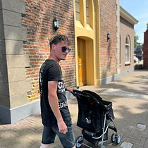 Jongen stylen op foto  . Fotografi Digital, Fotografi Seni Rupa, Fotografi Ga, a Hidup, Dan Fotografi Potret proyek oleh Michelle Vosselman - 10.29.2025