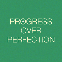 PROGRESS OVER PERFECTION . Animație, animație 3D, Grafică în mișcare, Tipografie și Tipografie cinetică de Alisya Zhafira Hafiz - 11.06.2025