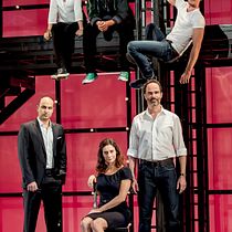 El arte de mostrarse en tablas. Stor, telling, and Art Therap project by Hugo Flores - 11.12.2025