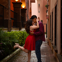 Fotos a pareja. Photographic Composition, Photograph, Portrait Photograph, Documentar, and Photograph project by José Ignacio Uribe - 11.19.2025