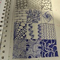 La creatividad dormida. Un projet de Dessin au cra, on, Dessin, Créativité avec les enfants , et Carnet de croquis de Dara Ariday De La Cruz Gonzalez - 22.11.2025