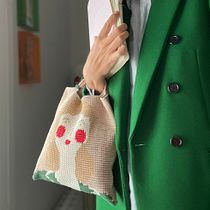 La Farera. Crochet, Accessor, Design, DIY, Pattern Design, Fiber Arts, and Textile Design project by Cátia Sabo - 11.26.2025