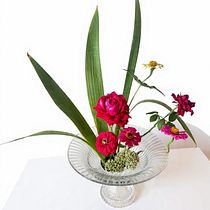 Ikebana project . Decoration, Floral, Plant Design, Interior Decoration & Interior Design project by Dinara Baron - 11.28.2025