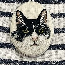 Minibordado realista. Bordado, Design de joias, e Design têxtil projeto de sayudeh - 25.12.2025