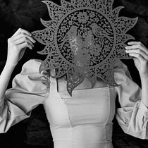 We are. Un projet de Artisanat, DIY, Illustration traditionnelle , et Papercraft de Renata Kaman - 01.01.2026