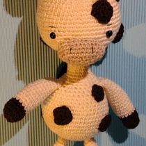 mi jirafa. Amigurumi, Arts, Crafts, Crochet, Textile Design, To, and Design project by eugenia741 - 01.02.2026