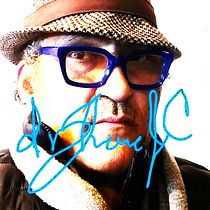 The Story of Shane JC. Ein Projekt aus dem Bereich Comic, Kommunikation, Digitale Illustration, Traditionelle Illustration, Illustration mit Tinte, Erzählung, Bleistiftzeichnung, Stor, telling und Schrift von Shane J Chrbnt - 05.01.2026