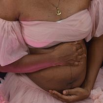 Retroalimentación de poses: Mi evolución. Photograph, Studio Photograph, Fashion Photograph, and Portrait Photograph project by Joan Burgos Taveras - 01.05.2026